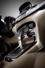 Ford Fiesta 5-Door 2014 года (US)